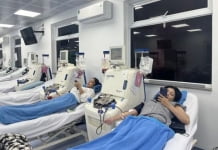 3 người Việt hiến máu cực hiếm cứu 1 người nước ngoài nguy cấp