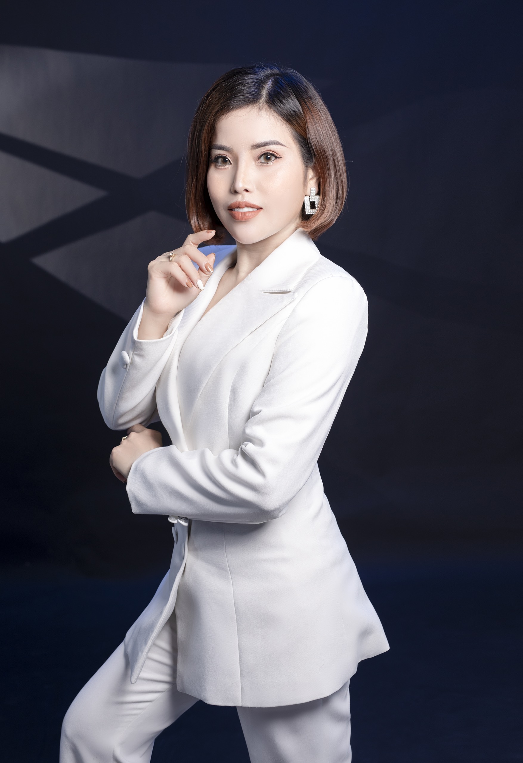 Nữ doanh nhân Master Phong Thu