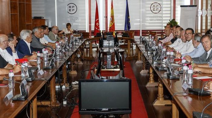 LĐBĐ Tây Ban Nha chính thức yêu cầu chủ tịch Rubiales từ chức