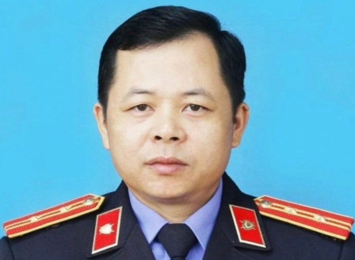 Ông Vi Đức Ninh,Viện trưởng Viện KSND huyện Lục Ngạn đầu thú, khai đã nhận hối lộ 1 tỷ đồng