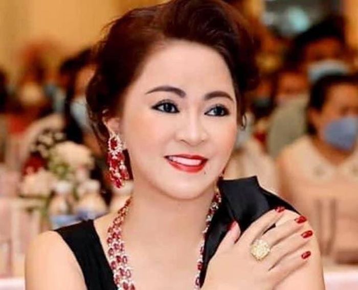 Bà Nguyễn Phương Hằng tiếp tục bị tạm giam thêm 60 ngày