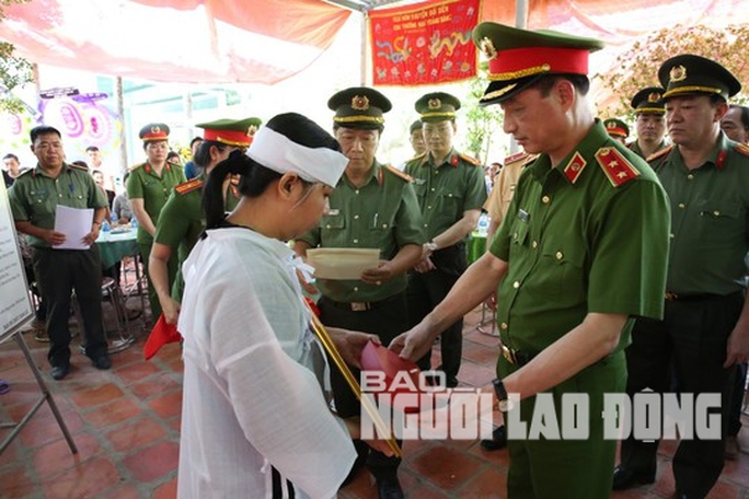 Truy thăng cấp bậc hàm trung tá cho thiếu tá CSGT bị tông tử vong