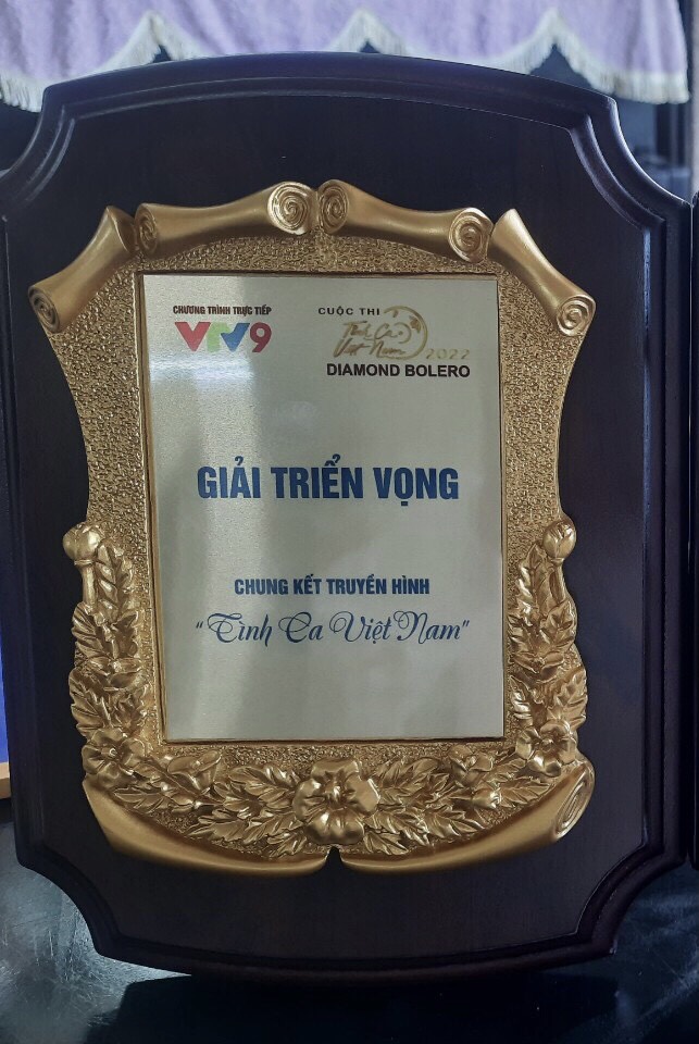 Tường Vy – Giọng hát triển vọng trong nền âm nhạc Việt