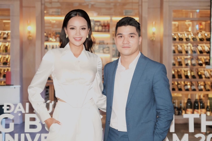 Tranh chấp quyền sử dụng tên Hoa hậu Hoàn vũ Việt Nam